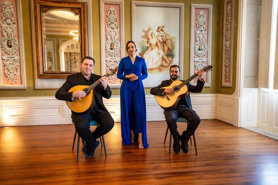 Porto: Fado Concert in Porto's Most Beautiful House - The singers and musicians