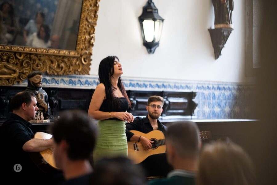 “Porto: Fado Show with Guided Tour in a Historic Monastery” - The music fills the second half