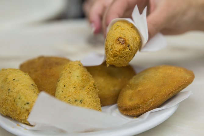 Porto Food & Wine Tasting Tour with Lunch or Dinner Option - The guides make the biggest difference