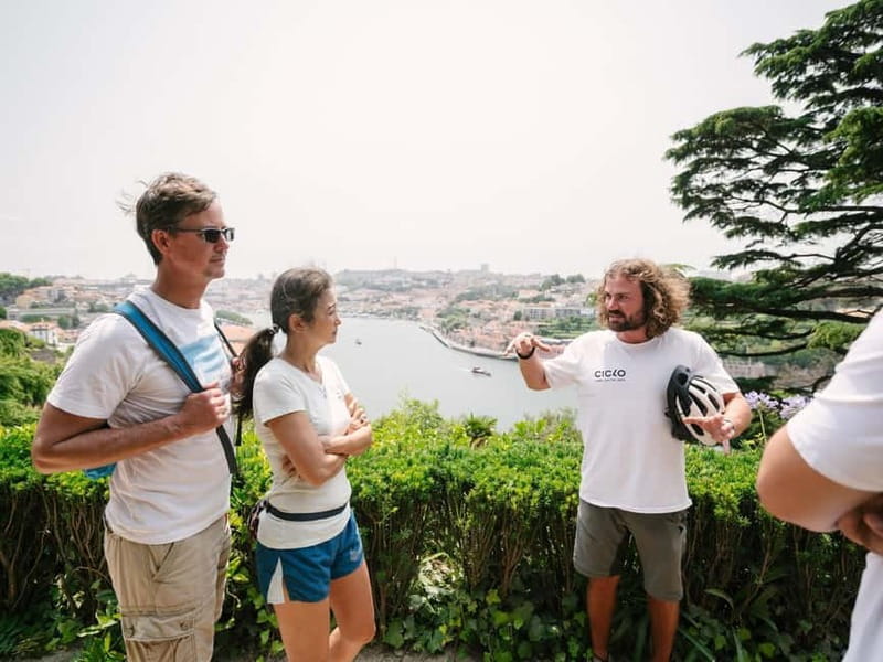 Porto: Highlights in 3 Hours E-Bike Tour - Why an e-bike makes sense in Porto