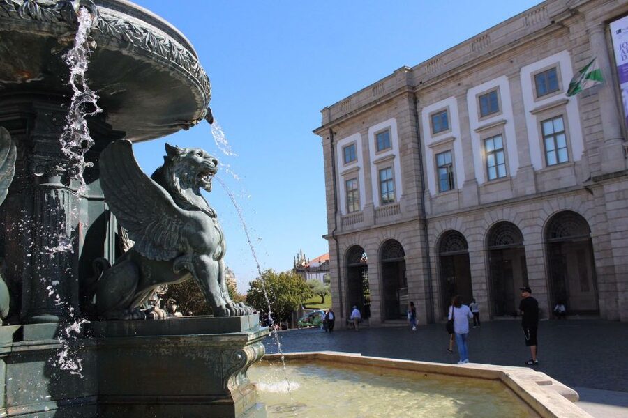 Porto: Historic City Center Walking Tour - Avenida dos Aliados and the city’s grand center