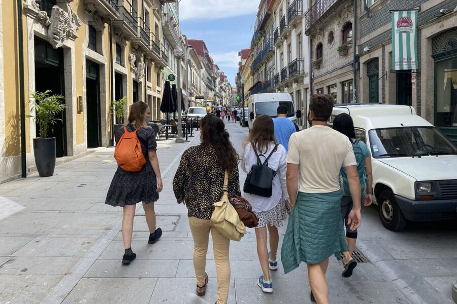 Porto: Historical Center Walking Tour - What the guides do best