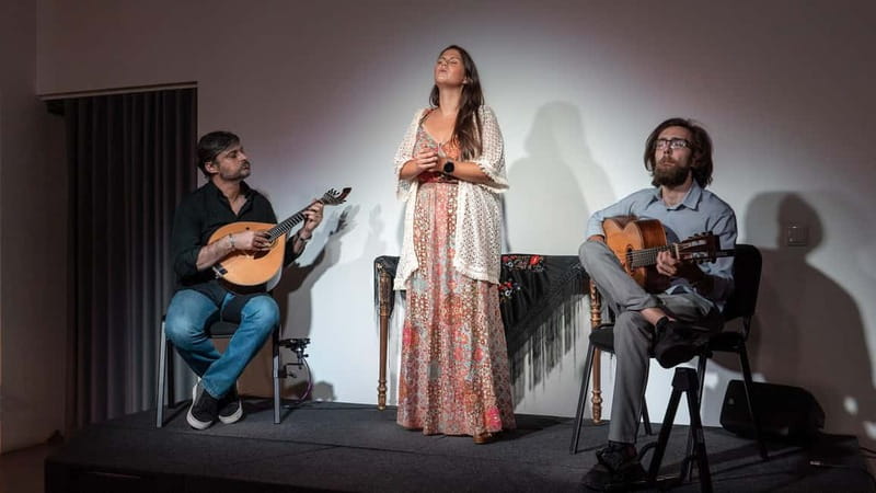 Porto: Live Fado Concert with Glass of Tawny Port Wine - What the $19 price really buys you