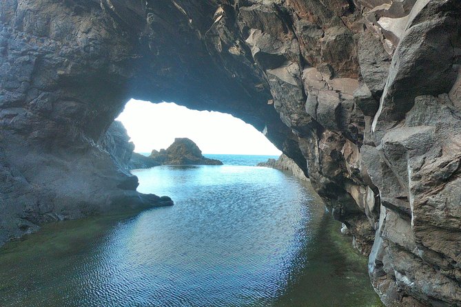 Porto Moniz, Seixal, Fanal Forest, Cliff Skywalk in Open Roof 4X4 - Fanal Forest and its ancient laurel trees