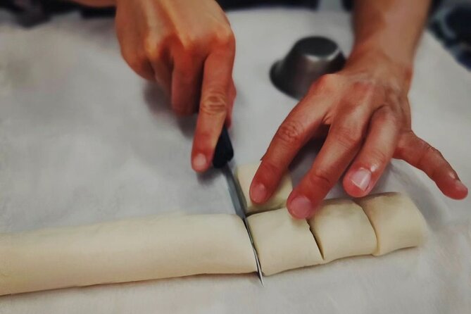 Porto: Pastel de Nata Cooking Class with Porto Wine (Sé do Porto) - Timing, location, and small practical details