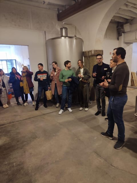 Porto: Port and Douro Wine Walking Tour with 9 Tastings - Starting beside the Gaia riverfront