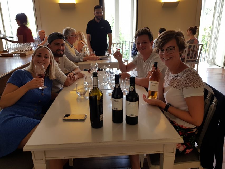 Porto: Port and Douro Wine Walking Tour with 9 Tastings - Solar dos Dragos: finish with Douro wines and pairings