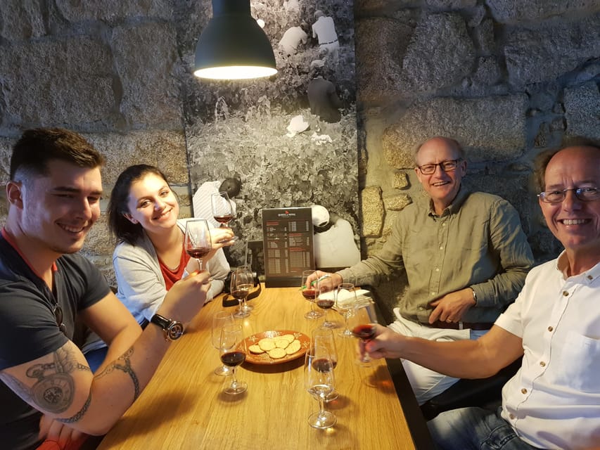 Porto: Port and Douro Wine Walking Tour with 9 Tastings - Vasques De Carvalho: begin with the basic Port lesson