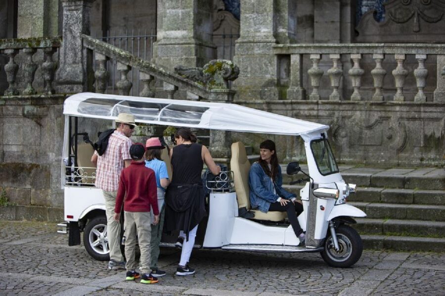 Porto: Private Sightseeing Tour by Electric Tuk Tuk - Key points to know before booking