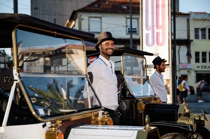 Porto:Private Tour of the Historic City in a Classic Ford T - Port wine at Cálem