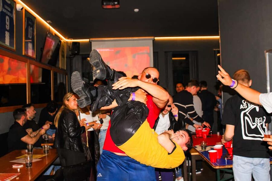 Porto: Pub Crawl with 7 Drinks, Games, and VIP Club Entry - The guides make or break the evening
