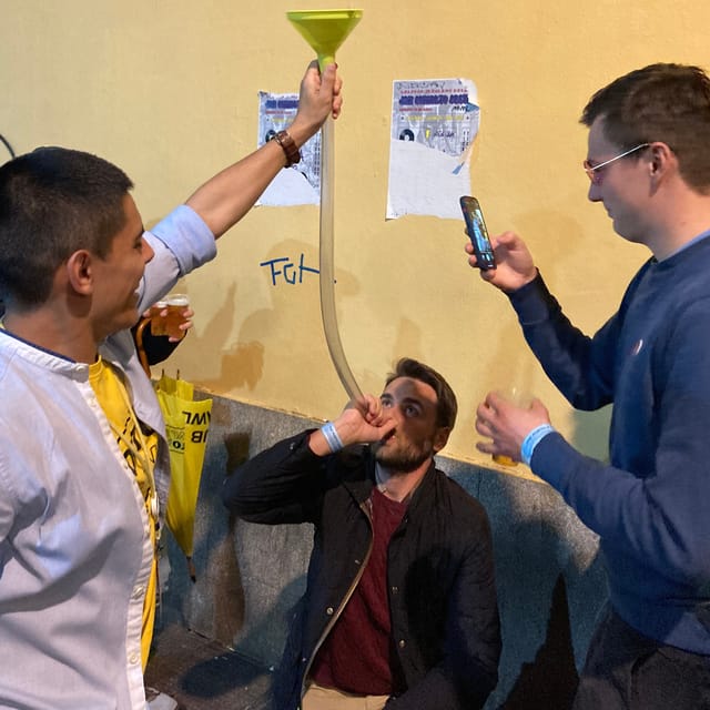 Porto: Pub Crawl with 7 Drinks, Games, and VIP Club Entry - Practical tips for getting more from the crawl