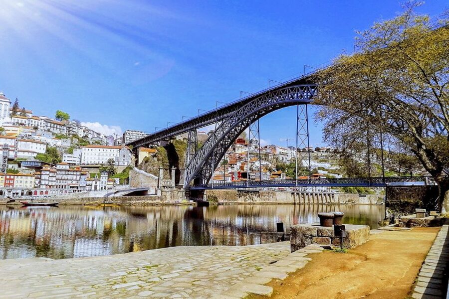 Porto: Six Bridges Cruise - Six bridges, one compact Douro cruise