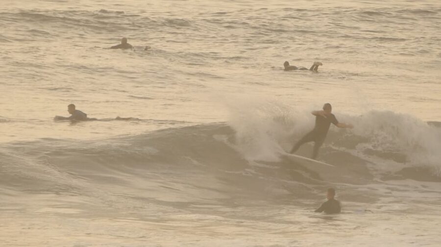 Porto: Small Group Surf Lesson with Transportation - Who should book this Porto surf lesson?