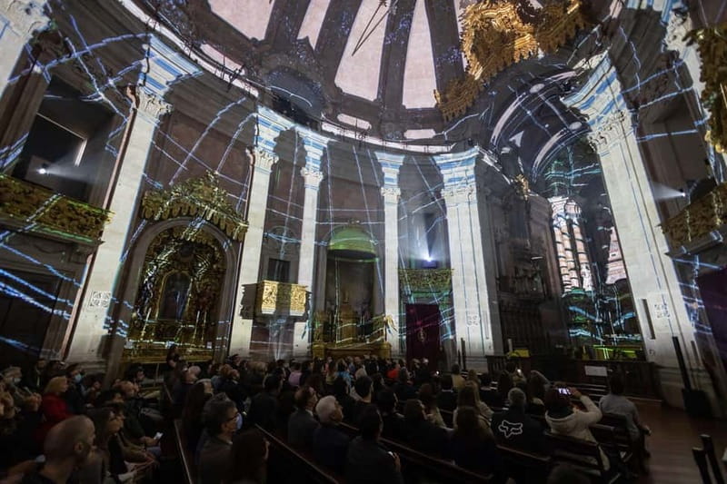 Porto: Spiritus Multimedia Show Entry Ticket - Timing Your Evening in Porto