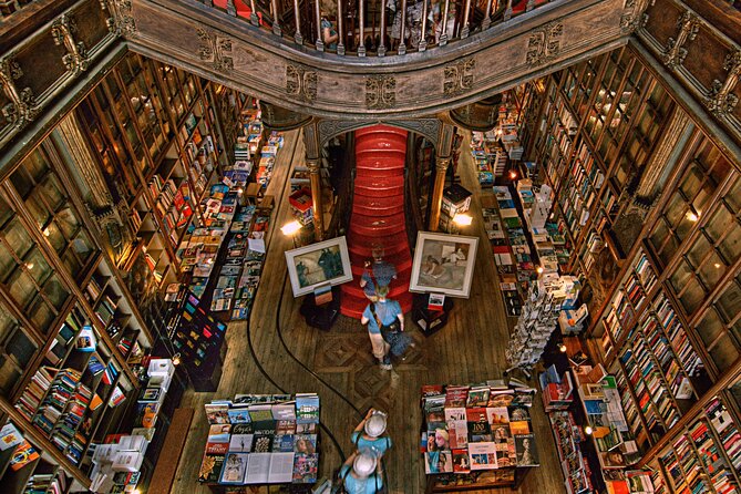 Porto Walking Tour, Lello Bookshop, River Cruise and Cable Car - How much walking and waiting should you expect?