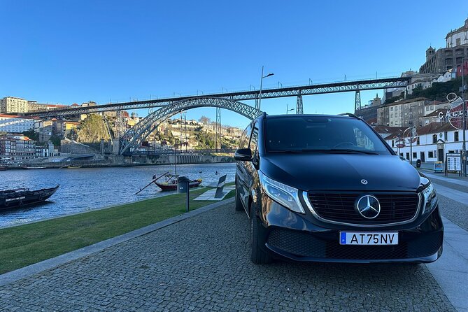 Private Taxi Transfer to/From Porto Airport - A direct ride from Porto Airport to your door
