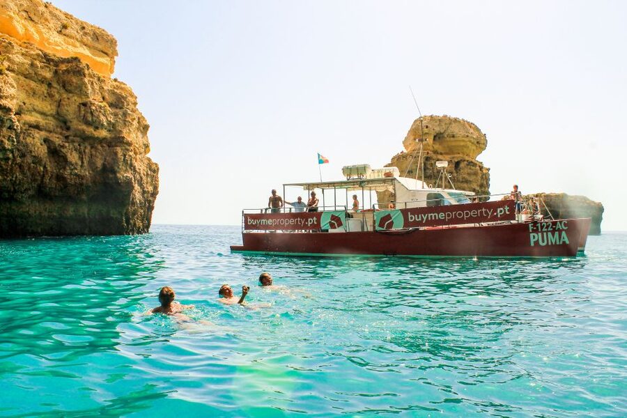 Quarteira: Benagil Cave Guided Catamaran Day Cruise & Drink - Key points to know before you book