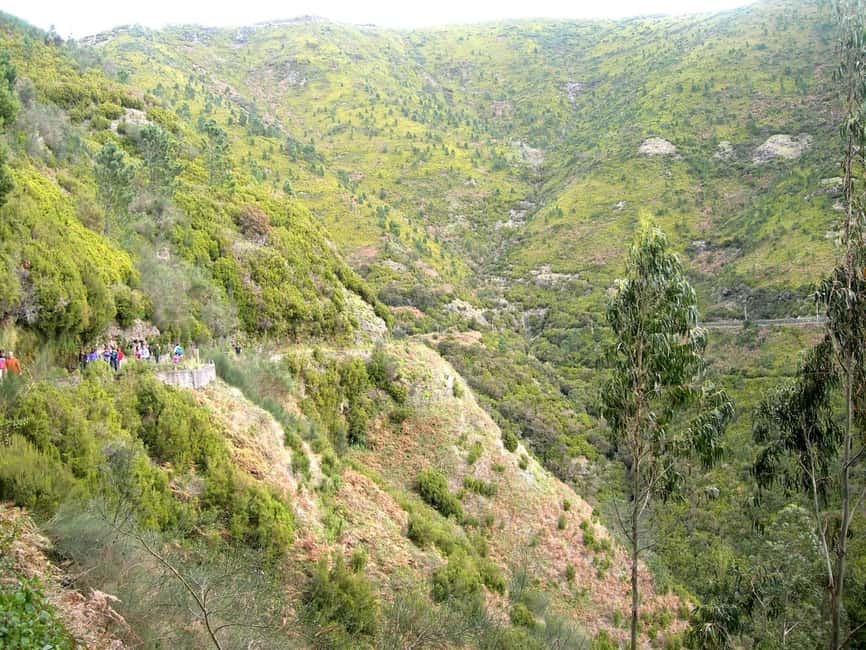Rabaçal: 25 Fontes & Risco Levada Transfer Self-guided Hike - Arriving at Rabaçal and finding the route