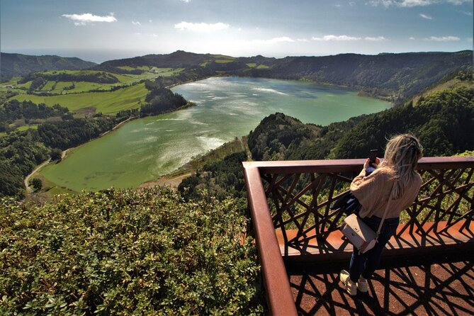 São Miguel East Van Tour with Lunch: Furnas & Nordeste - Furnas Caldera brings the volcano right under your feet