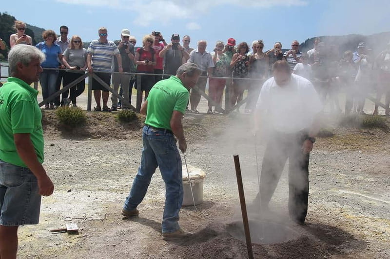 São Miguel: Furnas Volcano & Tea Plantation Tour & Lunch - Key points to know before booking