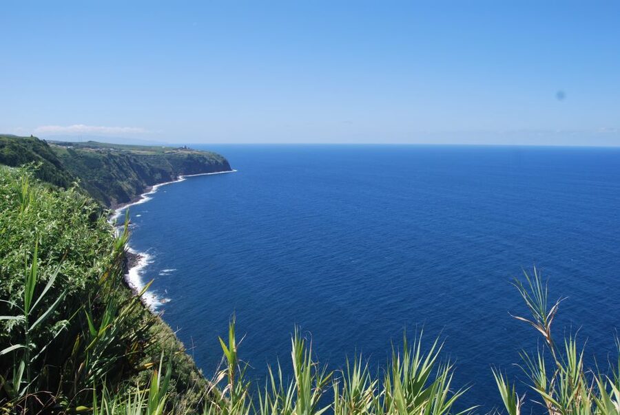 São Miguel: Nordeste, Cliffs & Waterfall Day Trip with Lunch - Salto da Farinha and Cascata do Risco