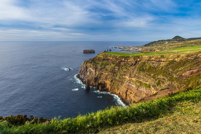 São Miguel West Full Day Tour with Setes Cidades Including Lunch - Salto do Cabrito adds a waterfall and forest