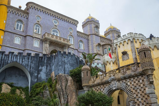 Sintra and Cascais Small-Group Day Trip from Lisbon - Cascais, Boca do Inferno, and Estoril