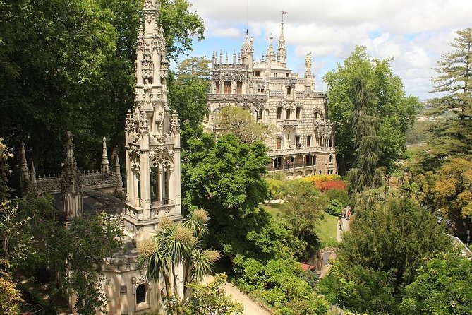 Sintra Full-Day Private Tour - A Journey through Wonderland - Sintra’s old center and a proper pastry break