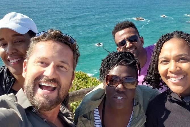 Sintra to Cascais: 2 Palaces, 4 Sites, Small Group 10 Hour Tour - Why the early start matters at Pena Palace