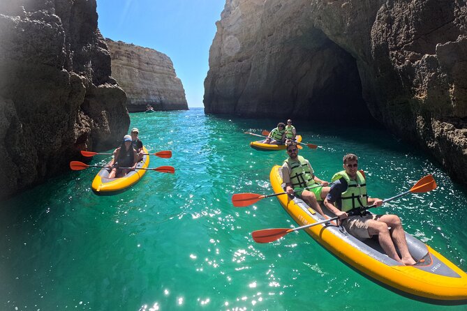 Sunrise Small Group Kayak Experience in BENAGIL Cave & 4K Photos - What the small group changes