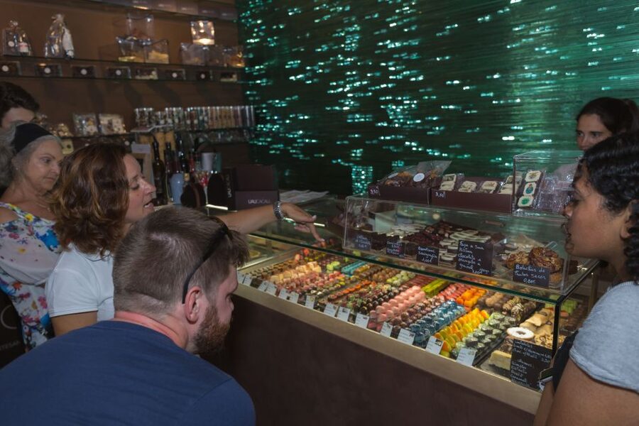 Taste Funchal: food, wine and cultural tour - Food restrictions and group needs