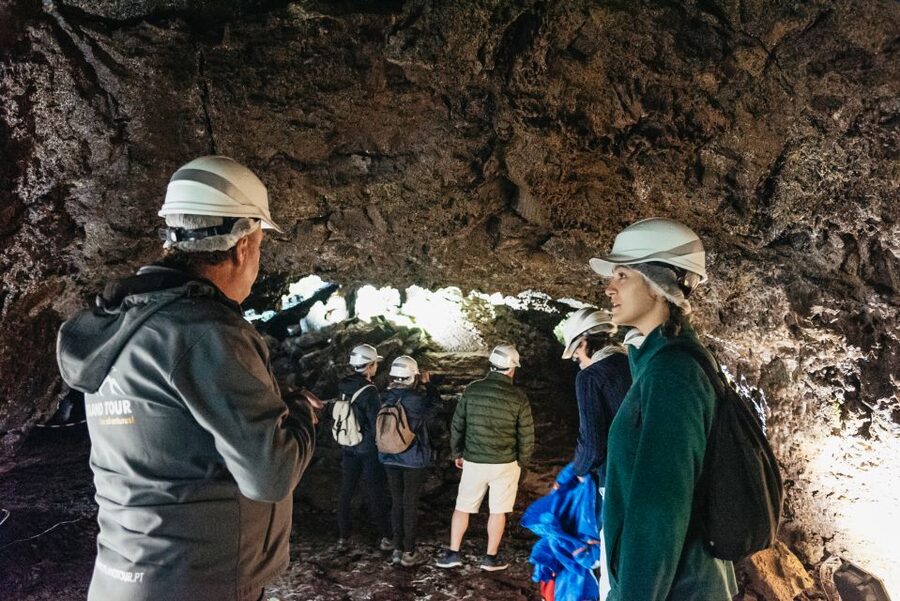 Terceira: Algar do Carvão Lava Caves Tour - Furnas do Enxofre and the smell of the earth