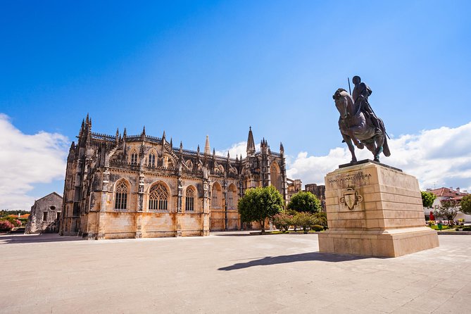 The Best of the West - Fátima, Nazaré, Óbidos & Batalha - Fátima: a place of prayer and pilgrimage