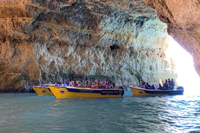 Traditional Tour - Benagil Cave - The smaller caves and rock shapes