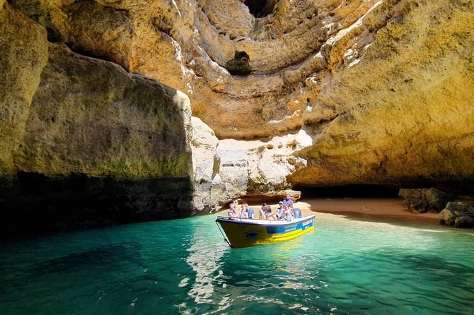 Traditional Tour - Benagil Cave - Guides, safety, and the small-group feel