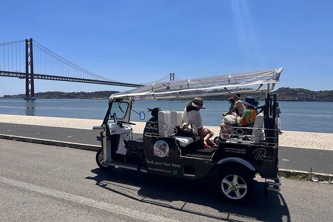 True 4Hour Private Tuk Tuk Tour: Discover Lisbon with a Local! - Estrela and the final stretch