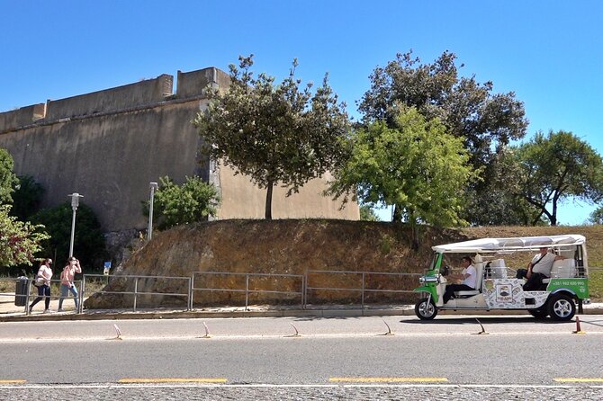 TUK TUK Tour around Lagos Old & New Town & beaches - Best way to know Lagos - What makes this Lagos tuk-tuk tour useful