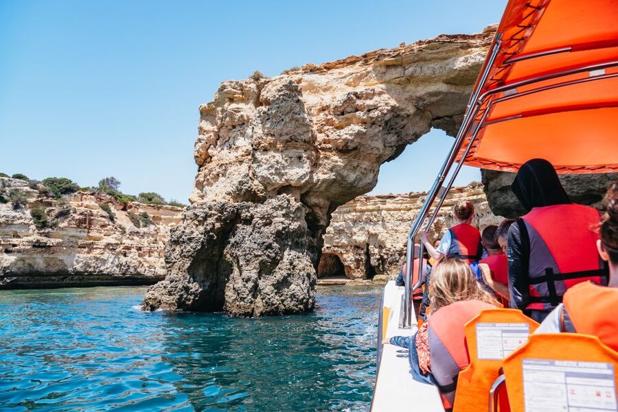 Vilamoura: Benagil Cave Boat Tour with Entry - Boat comfort, speed, and sea conditions